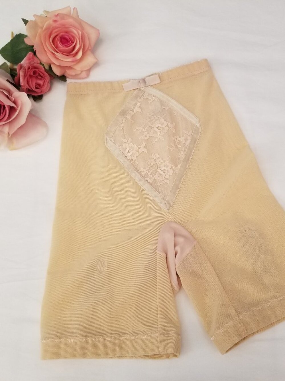 Vtg NEW Sweet Nothings Maidenform Peach Lace Shapewear Girdle Shorts w/ Garters